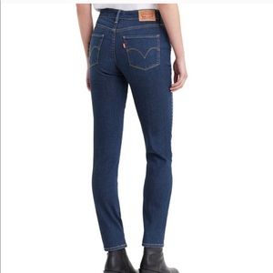 Levis mid rise skinny jeans